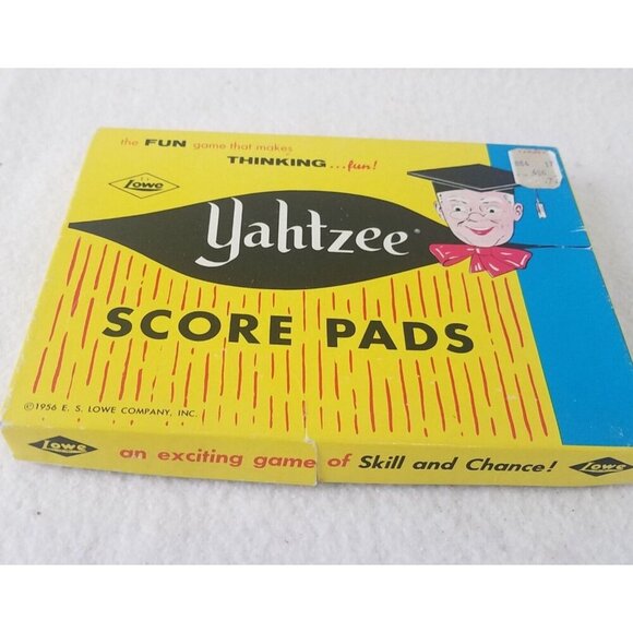 1972 Vintage Yahtzee Score Sheets Cards tokens rules booklet multiple pads - Picture 5 of 8